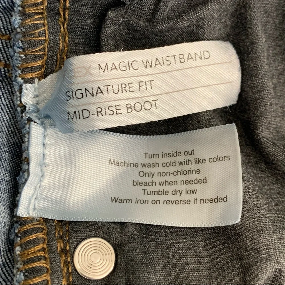 Lane Bryant Jeans Flex Magic Waistband Signature Fit Mid Rise Boot Cut 24 Petite - Picture 10 of 12